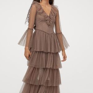 Sandra Mansour X H&M collaboration